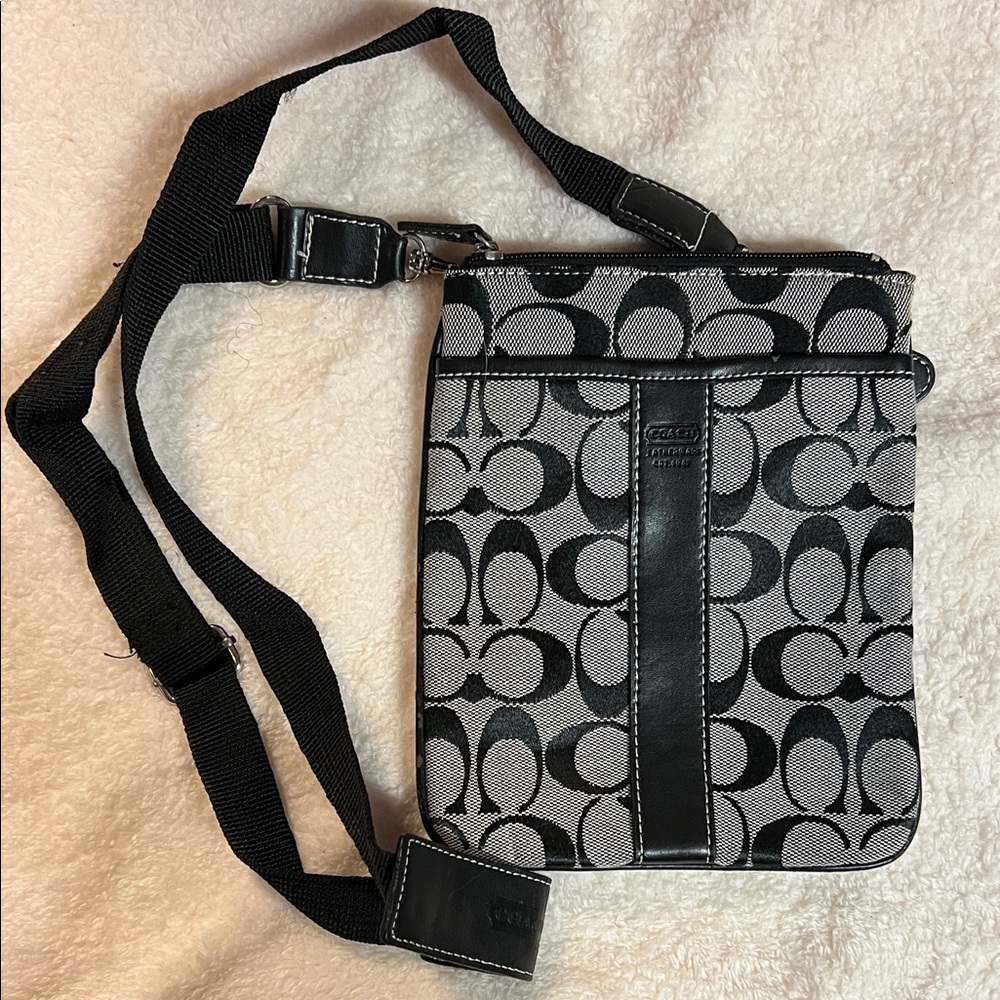 Coach crossbody purse